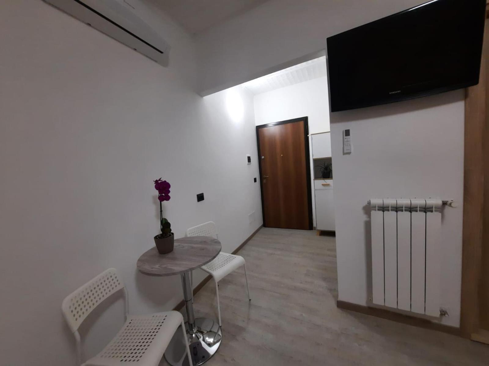 Apartamento Viccinella House Capranica Exterior foto